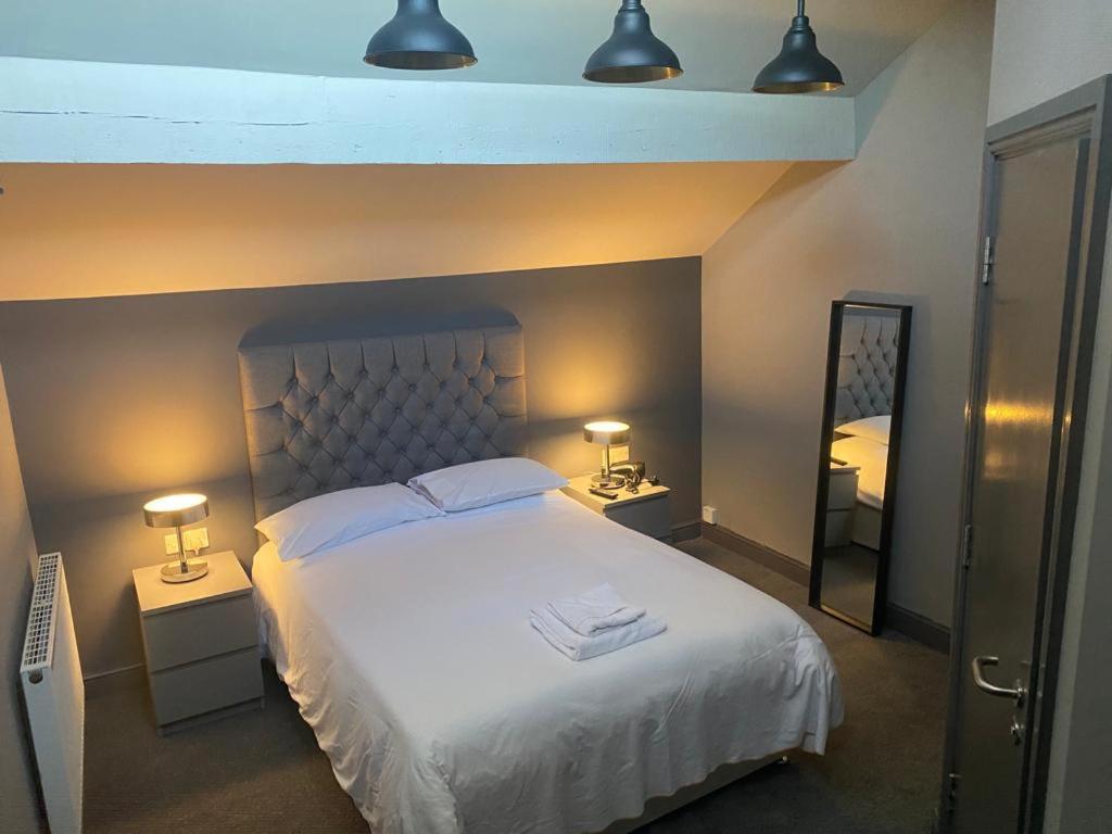 The White Swan, Yeadon Hotel Room photo